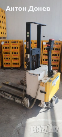 Продавам стакер