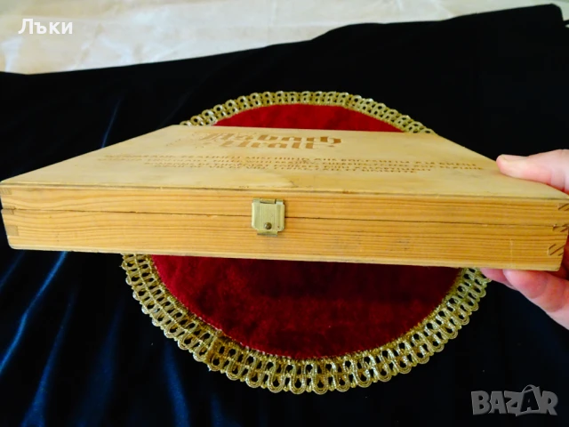 Дървена кутия от шоколадови бонбони Asbach Uralt. , снимка 4 - Антикварни и старинни предмети - 51183661