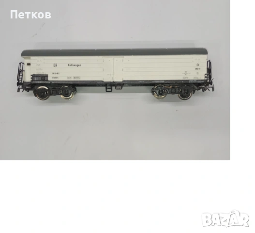 Хладилен вагон четириосен Piko мащаб H0, снимка 2 - Колекции - 53277043