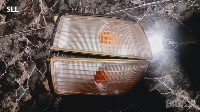 Мигачи Mazda 626 , снимка 3 - Части - 53559594