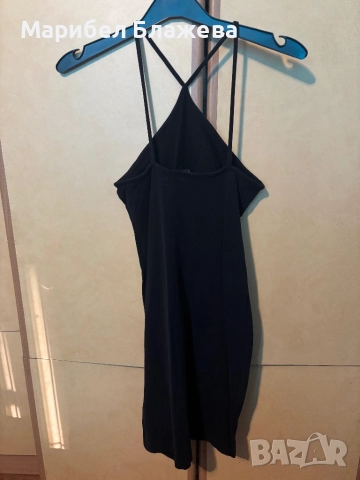 Дамска черна рокля, снимка 2 - Рокли - 51635296