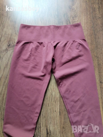 Gymshark Soft Sculpt Leggings Washed Berry Pink - дамски фитнес клин М КАТО НОВ, снимка 8 - Клинове - 54156243