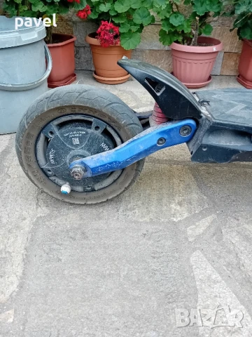 Тротинетка Kaabo Mautis 10 eco, снимка 8 - Скутери и тротинетки - 51032482