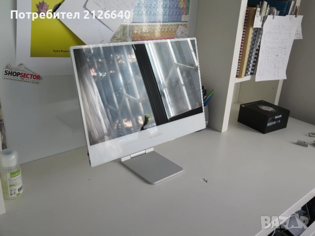 MISURA 16" преносим сензорен LCD монитор, снимка 2 - Монитори - 53131896