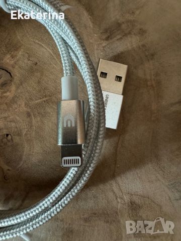 Зареждащ кабел за iPhone, iPad, Airpods UNBREAKcable, снимка 3 - USB кабели - 46770871