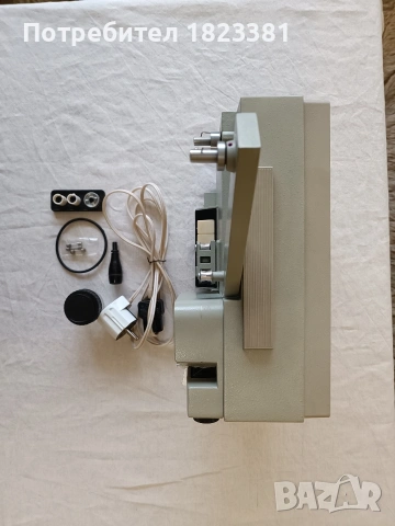 Ретро прожекционен апарат, снимка 4 - Антикварни и старинни предмети - 53537848