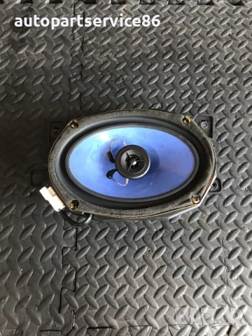 Заден десен високоговорител за KIA Carnival (2006–2011) 96350-4D050