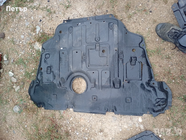 Кора под двигателя тойота рав4 2006-2011г 151410-42010, снимка 2 - Части - 51887528