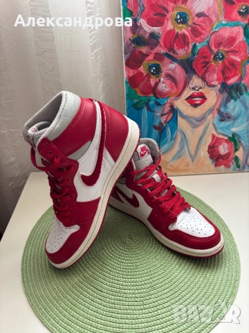 NIKE Спортни обувки W AIR JORDAN 1 RETRO HI OG