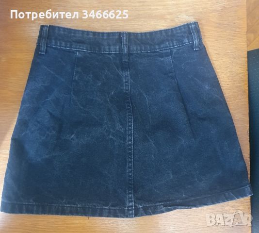 Дънкова пола Bershka , снимка 4 - Поли - 45978414