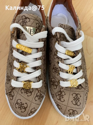 Нови дамски спортни обувки!