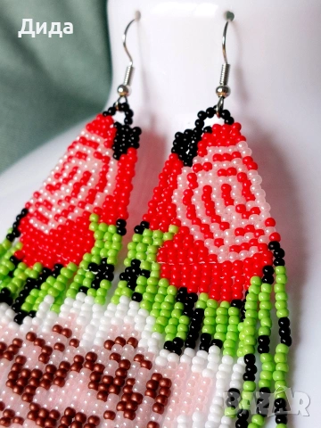 Обеци с мъниста "Българска роза", снимка 2 - Обеци - 53957913