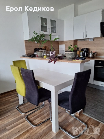 трапезна маса с четири стола, снимка 2 - Маси - 52682316