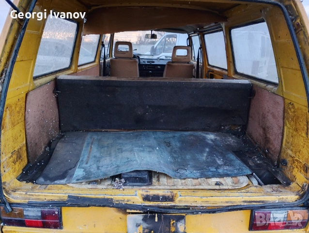 Продава се vw t3 1.6D 4 степена кутия , снимка 9 - Бусове и автобуси - 53420157