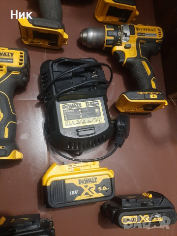 Машини DEWALT 18v, снимка 3 - Винтоверти - 51604226