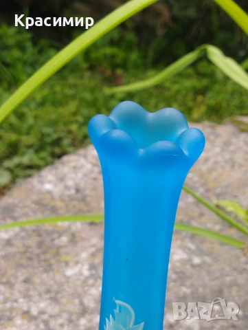 Винтидж ваза от сатенено стъкло Westmoreland Blue Mist, ръчно рисувана 📐 23 см , снимка 3 - Антикварни и старинни предмети - 50680688