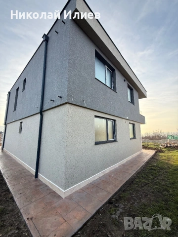 Нова къща кв.Изгрев, снимка 4 - Къщи - 51260624