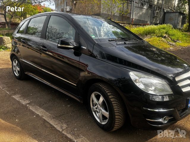 Mercedes B180, снимка 2 - Автомобили и джипове - 45635553