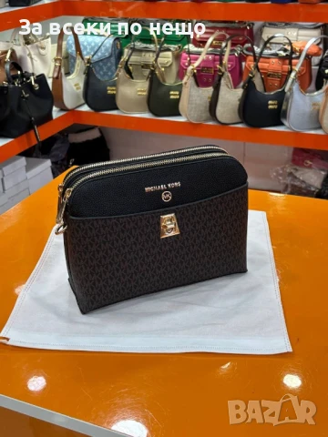 Michael Kors Дамска Чанта - Налични Различни Цветове Код E632, снимка 8 - Чанти - 50969702
