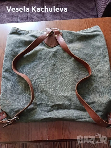 Продавам голяма, ретро ,туристическа раница , снимка 4 - Раници - 54228312