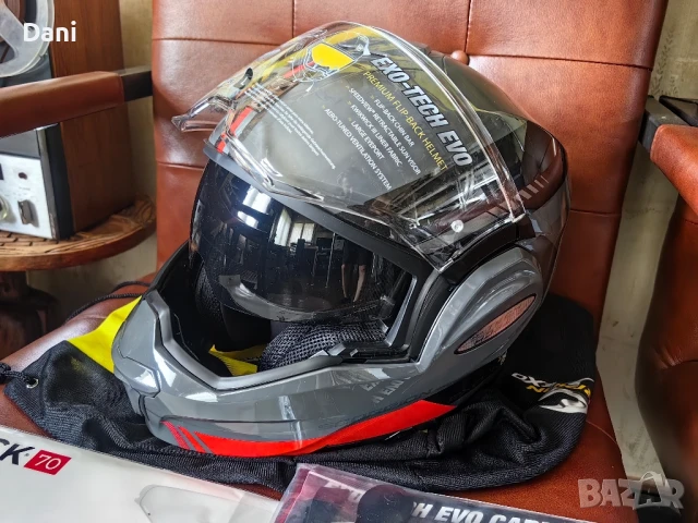 Нова модуларна каска Scorpion Exo Tech Evo, снимка 3 - Аксесоари и консумативи - 50680123