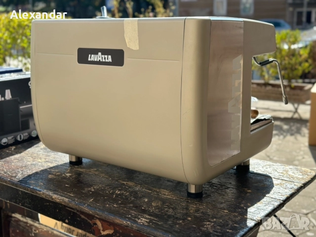 Професионална кафемашина Casadio - НОВА, снимка 6 - Кафемашини - 52150564