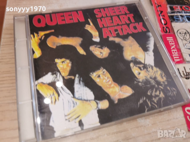 QUEEN CD 0403261619H2E6R, снимка 8 - CD дискове - 53709224