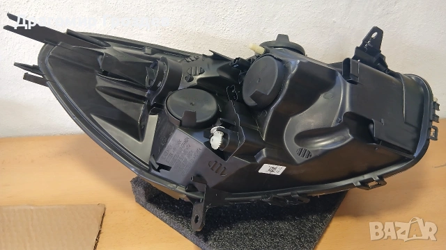 НОВ! Оригинален ляв фар за Renault Clio IV Facelift / Рено Клио 4 (2016-2019), снимка 15 - Части - 53721091