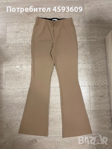 Нов дамски панталон Cropp, снимка 1