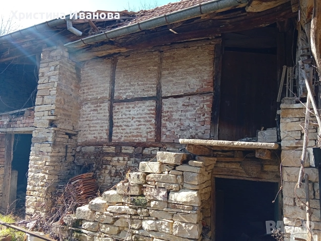 двуетажна къща в с.Паскалевец, снимка 5 - Къщи - 53736972