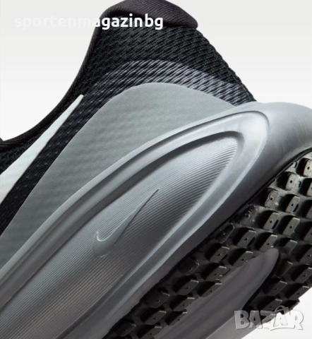 Мъжки маратонки Nike Revolution 8, снимка 8 - Маратонки - 53414558