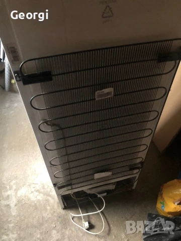 Хладилник Zanussi 140см, снимка 3 - Хладилници - 51220135