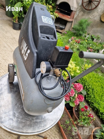 Компресор за въздох,, снимка 2 - Компресори - 53616419