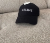 шапка с козирка celine, снимка 1