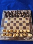 шах - голям ( и табла) р-р 48х48см, пирографиран р-р 34х34 см и лакиран красив, к-ти с фигури/пулове, снимка 11