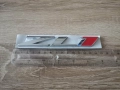 Chevrolet Camaro ZL1 сребриста емблема, снимка 2