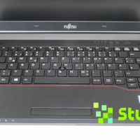 Лаптоп Fujitsu Lifebook E546 14'' FullHD i3-6100U/8GB/256SSD, снимка 2 - Лаптопи за дома - 45745261