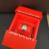 Часовник Swatch - нов в оригиналната си опаковка, снимка 4 - Дамски - 46170374