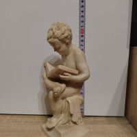 Скулптура на четящо дете., снимка 2 - Статуетки - 45406219