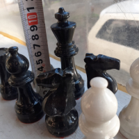 Мраморни фигури за шах, снимка 7 - Антикварни и старинни предмети - 44994299