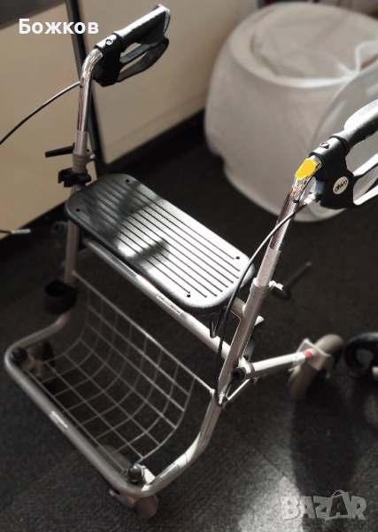 Ролатор за възрастни, снимка 1