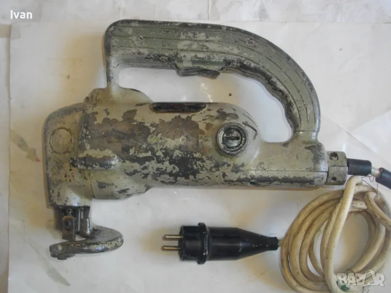 AEG Немска електрическа ножица рязане ламарина до 2,5мм Масивна 620 вата/9420 об/мин Промишлена , снимка 1