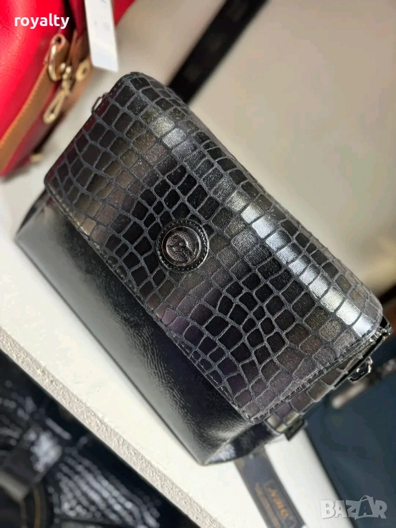 РАЗПРОДАЖБА Оригинална Черна Дамска Чанта , снимка 1