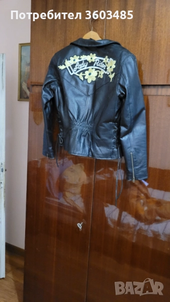 Дамско кожено яке, снимка 1