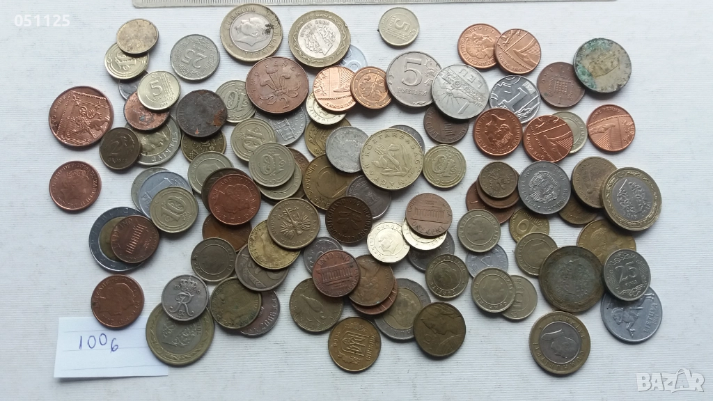 лот от 100 броя чуждестранни монети, снимка 1
