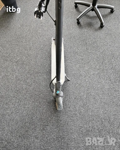 Електрическа тротинетка Ninebot by Segway, снимка 2 - Велосипеди - 50482665