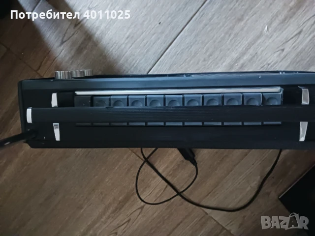 Радио grundig satellit 2000, снимка 3 - Радиокасетофони, транзистори - 50675795