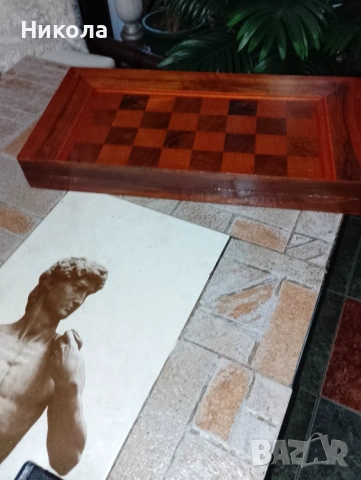 Шах48/48 с дървени фигури и  пулове, снимка 7 - Статуетки - 51787327