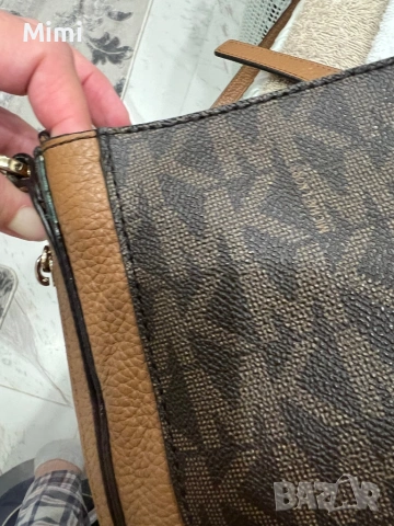 Michael Kors оригинална чанта, снимка 9 - Чанти - 48709471