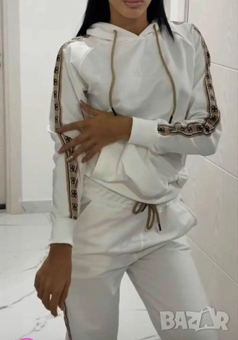 памучни дамски екипи guess , снимка 7 - Спортни екипи - 51777788